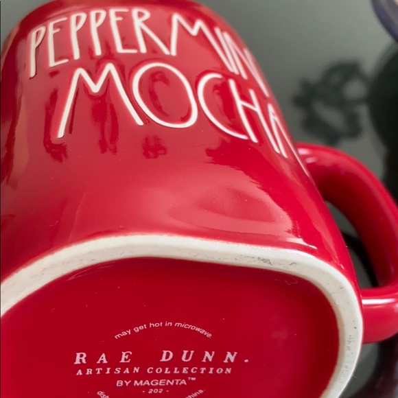 Rae Dunn RED mug PEPPERMINT MOCHA NWT - Picture 4 of 4